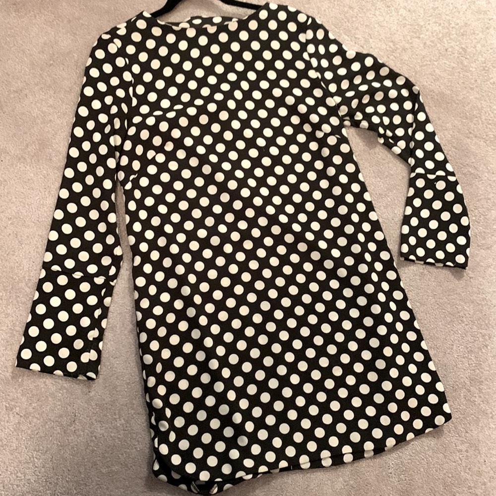 💜💲 FINAL PRICE DROP 💜 Short black and white polka dot dress